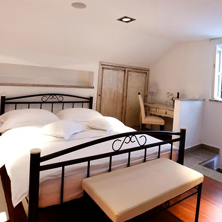 아파트 Mama House