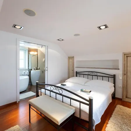 شقة Mama House سبليت